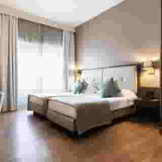 King - Mokinba Hotels, 2 of 6