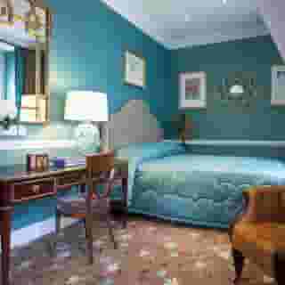 D'Angleterre Geneva, 3 of 6