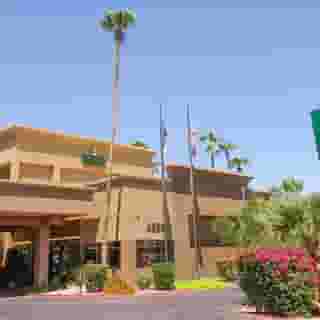 GreenTree Inn & Suites Phoenix Sky Harbor, 5 of 6