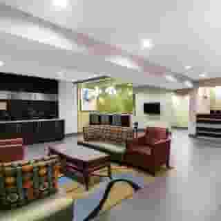 La Quinta Inn & Suites by Wyndham Lebanon, 6 of 6