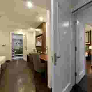 Garco Dragon Hotel 2, 1 of 6