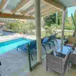 Palapart Gikas Suites and Studios, 1 of 6