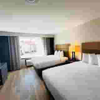 Radiant Inn & Suites, 5 of 6