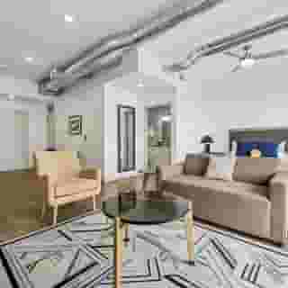 Sentral Sobro, 4 of 6