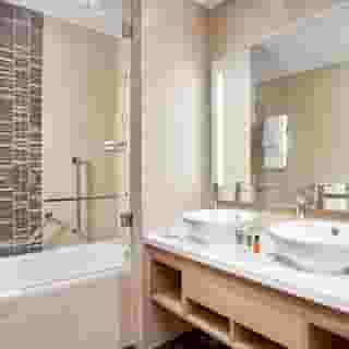 Hilton Garden Inn Dubai, Mall Avenue, 3 of 6