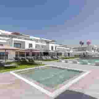 Royal Atlantico, 2 of 6