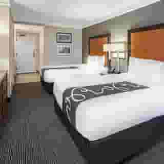 La Quinta Inn & Suites by Wyndham Buena Park, 5 of 6