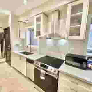 Toronto Rooms and Suites, 3 of 6