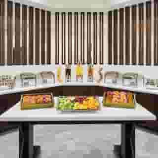 DoubleTree by Hilton San Diego/Del Mar, 2 of 6