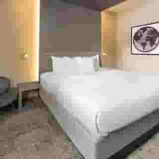 Ramada by Wyndham Bronx, 2 of 6