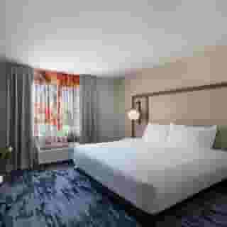 Fairfield Inn & Suites by Marriott Austin-University Area, 3 of 6