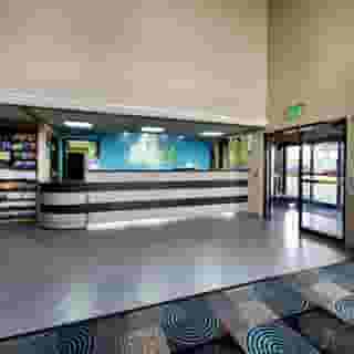 Days Inn & Suites by Wyndham Sam Houston Tollway, 1 of 6