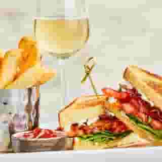 Courtyard by Marriott Philadelphia Devon/Villanova, 3 of 6