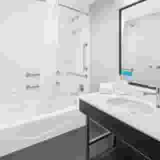 Hampton Inn & Suites Chicago-Downtown, 1 of 6