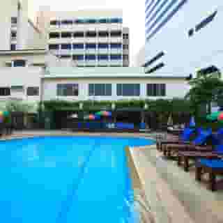 Nana Hotel, 3 of 6