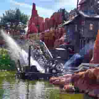 Disneyland® Hotel, 4 of 6