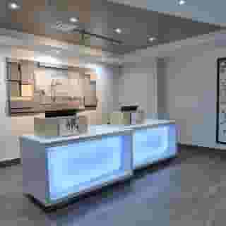 Holiday Inn Express & Suites Toronto Airport West by Ihg, 1 of 6