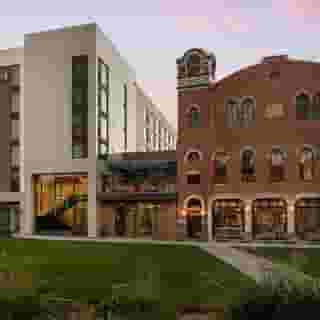 Hotel West & Main Conshohocken Philadelphia, Tapestry Collection, 2 of 6