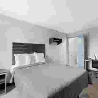 Hotel 365 Bronx, 1 of 6