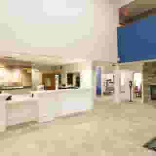 Holiday Inn Express & Suites Waukegan by Ihg, 2 of 6