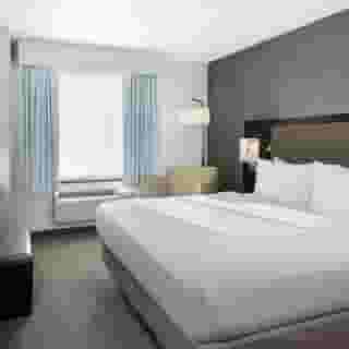 Fairfield Inn & Suites by Marriott New York Staten Island, 4 of 6