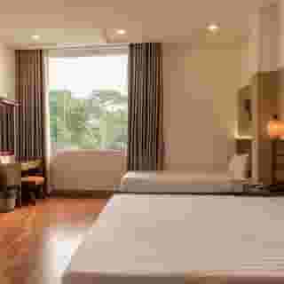 Lantern hotel, 1 of 6