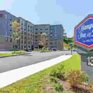 Hampton Inn & Suites Boston/Waltham, 5 of 6