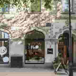 The Sparrow Hotel, 3 of 6