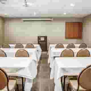 Comfort Suites Lombard - Addison, 1 of 6