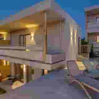 Casa D'Oro Suites, 2 of 6
