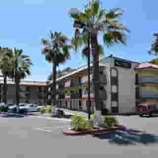 Quality Inn San Diego I-5 Naval Base, 1 of 6