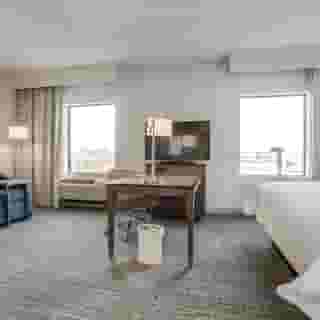 Hampton Inn & Suites North Dallas Central Expy, 4 of 6