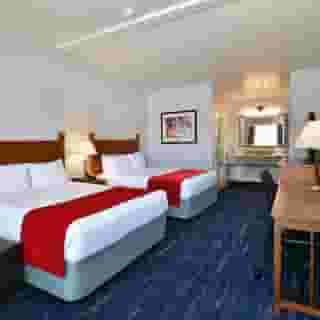 Lamplighter Inn & Suites at Sdsu, 2 of 6