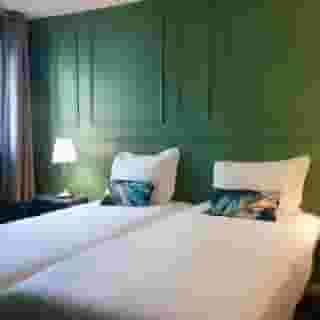Hotel Petit Saint Honoré, 3 of 6