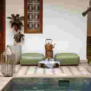 Riad Jo, 3 of 6