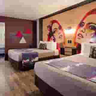Downtown Phoenix Hotel, 2 of 6