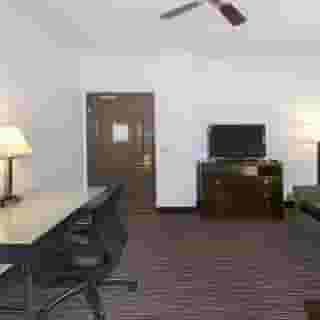 Holiday Inn Express & Suites Chicago-Deerfield/Lincolnshire by Ihg, 6 of 6