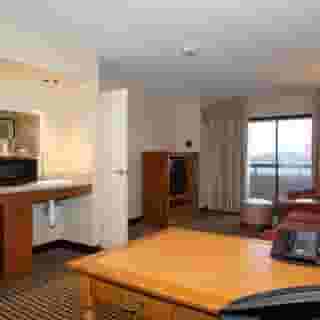 Hilton Chicago/Oak Brook Suites, 5 of 6