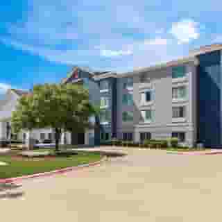 Comfort Suites Austin Airport, 2 of 6