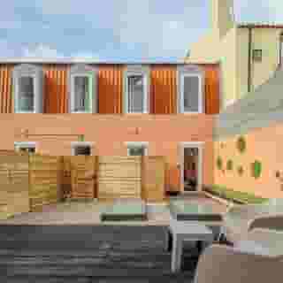 Labor Alliance Residence by LovelyStay, 1 of 6