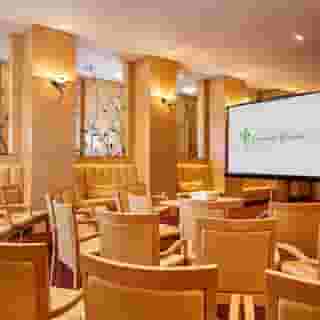 Orchard Garden Hotel, 5 of 6