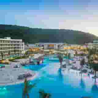 Ocean Coral Spring, 2 of 5