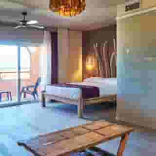 THe - Tarifa Lances, 4 of 5