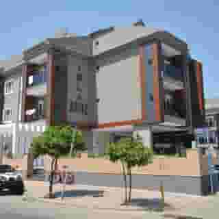 Isla Apartments, 2 of 5