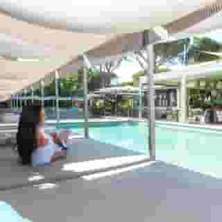 Font Mourier Hotel, 3 of 5