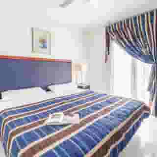 ONA Beverly Hills Heights, 3 of 5