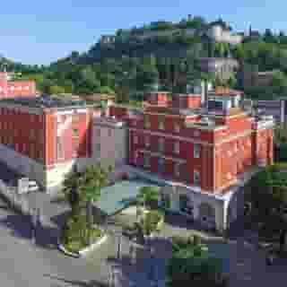 Hotel Master, 3 of 5