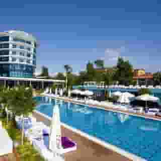 Q Premium Resort, 2 of 5