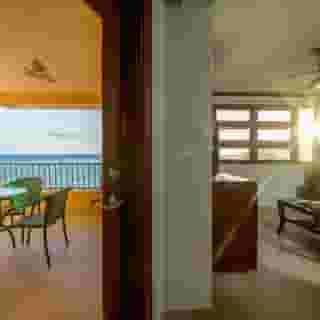 Yellow Bird Hotel, 4 of 5