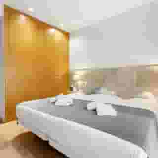 Sensation Authentic Gracia, 1 of 5